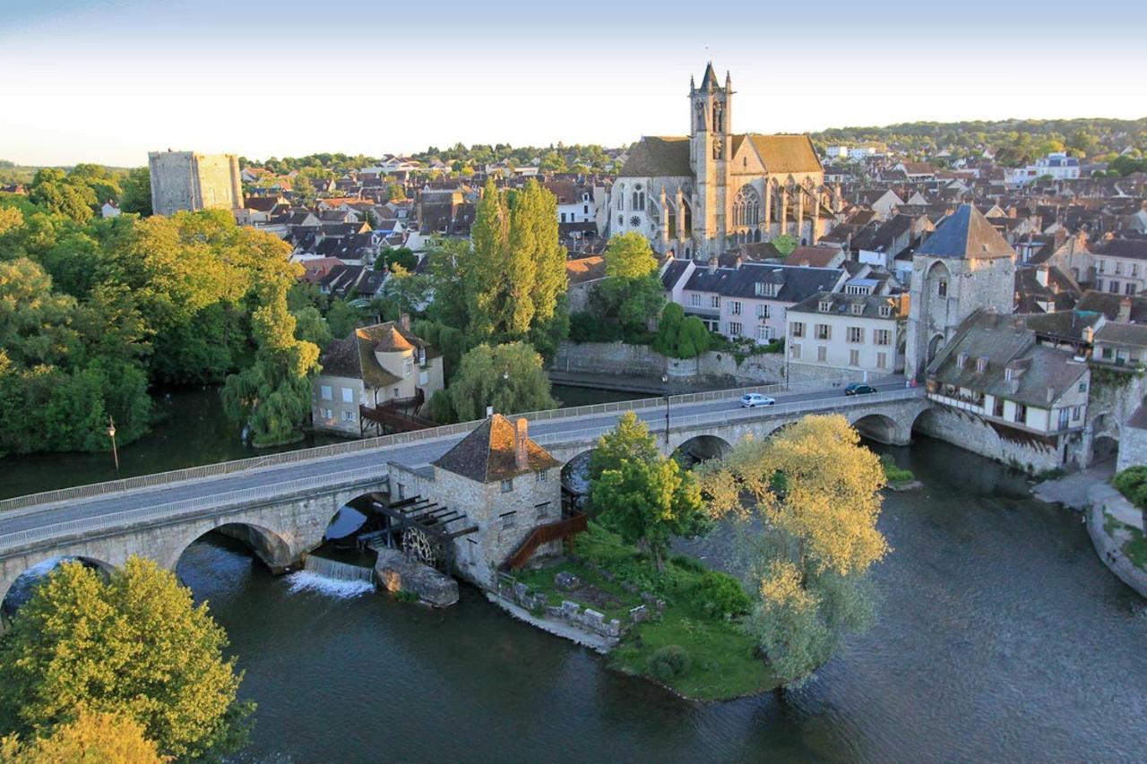 Deux Pieces Terrasse Daire Moret-sur-Loing Dış mekan fotoğraf